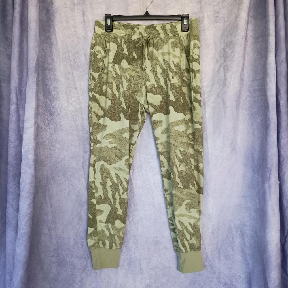 Calia by Carrie Underwood Green Camo Jogger Pants